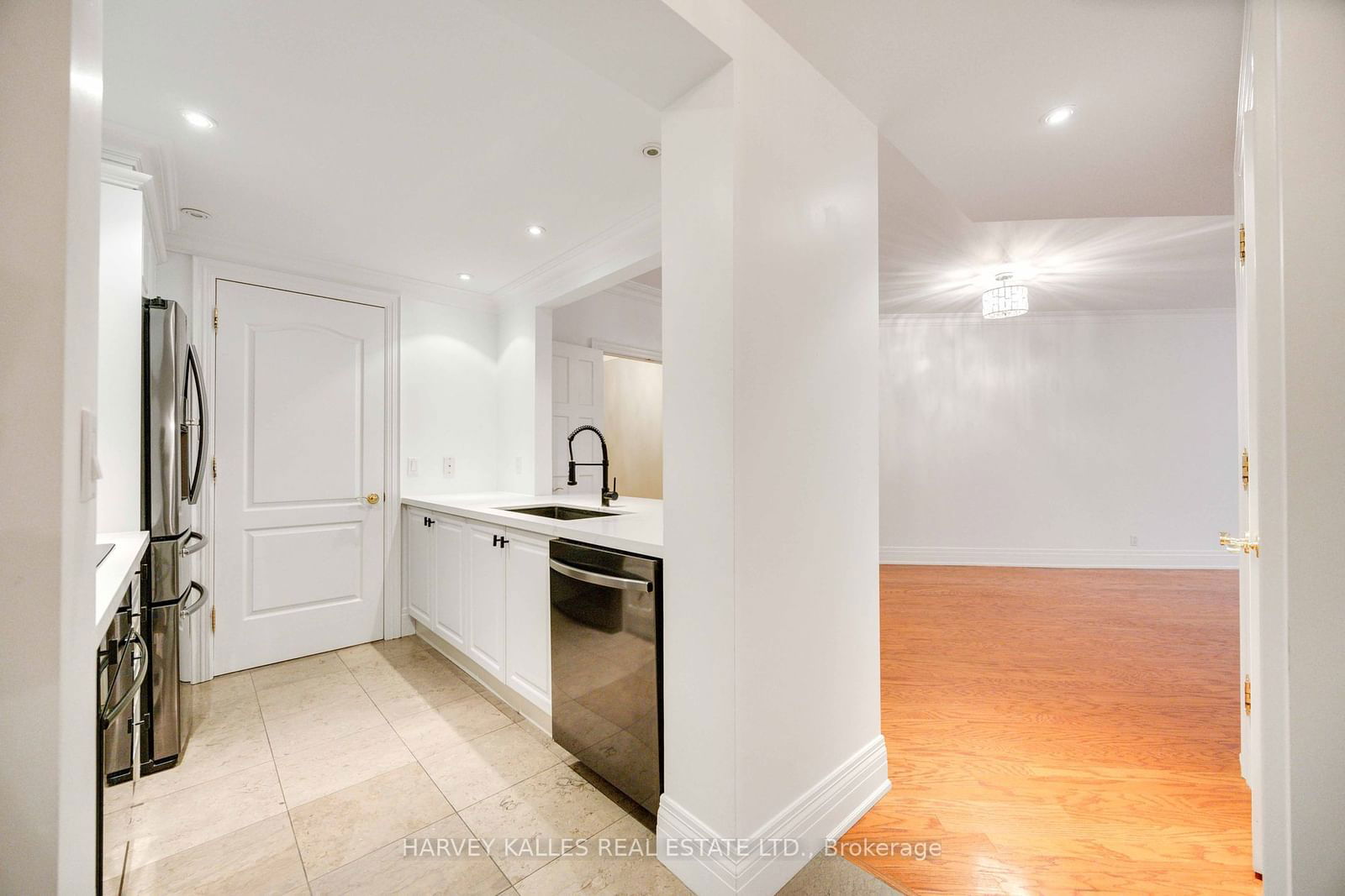 33 Delisle Ave, unit 201 for sale - image #7