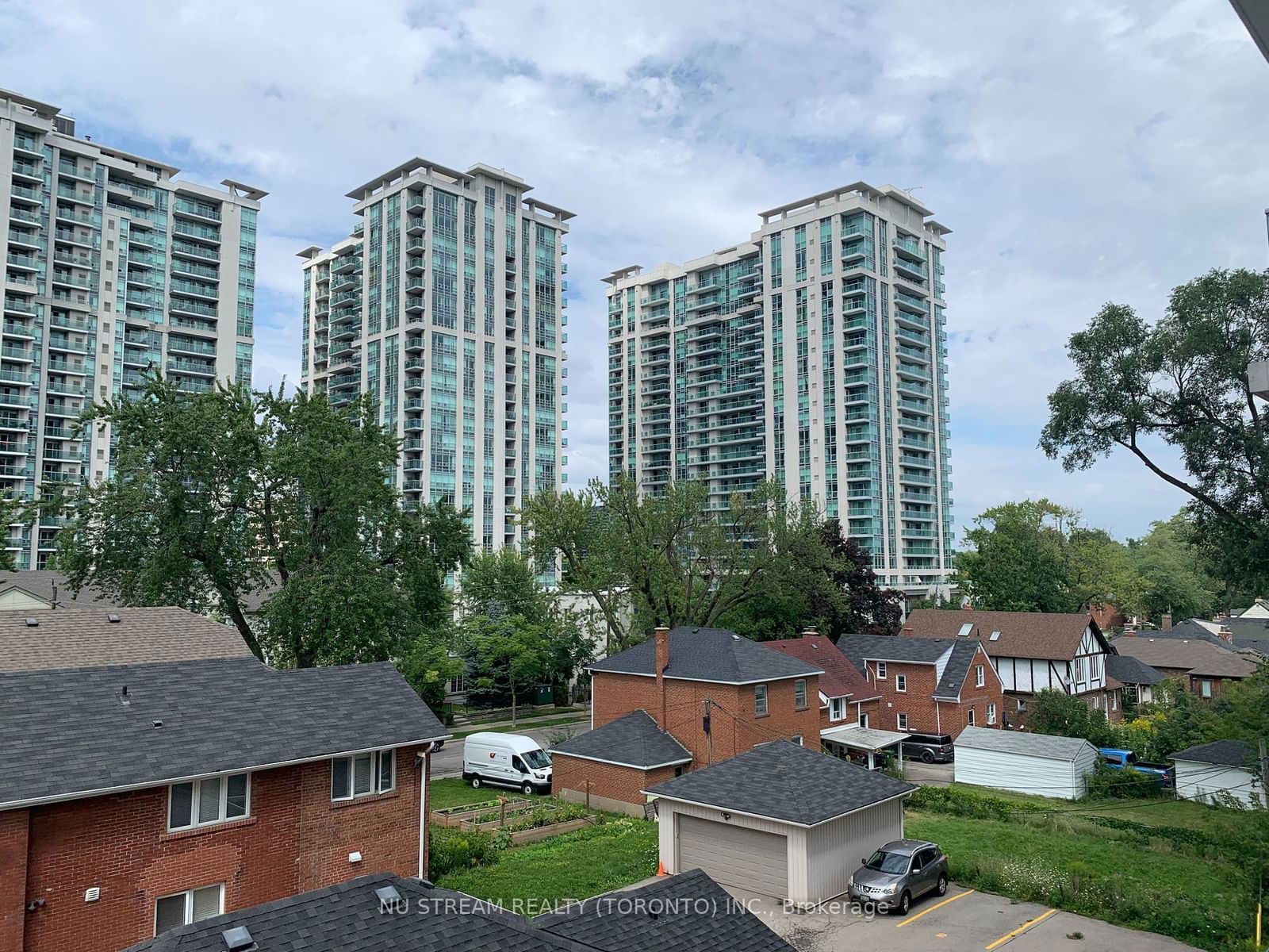 Flo Condos, North York, Toronto