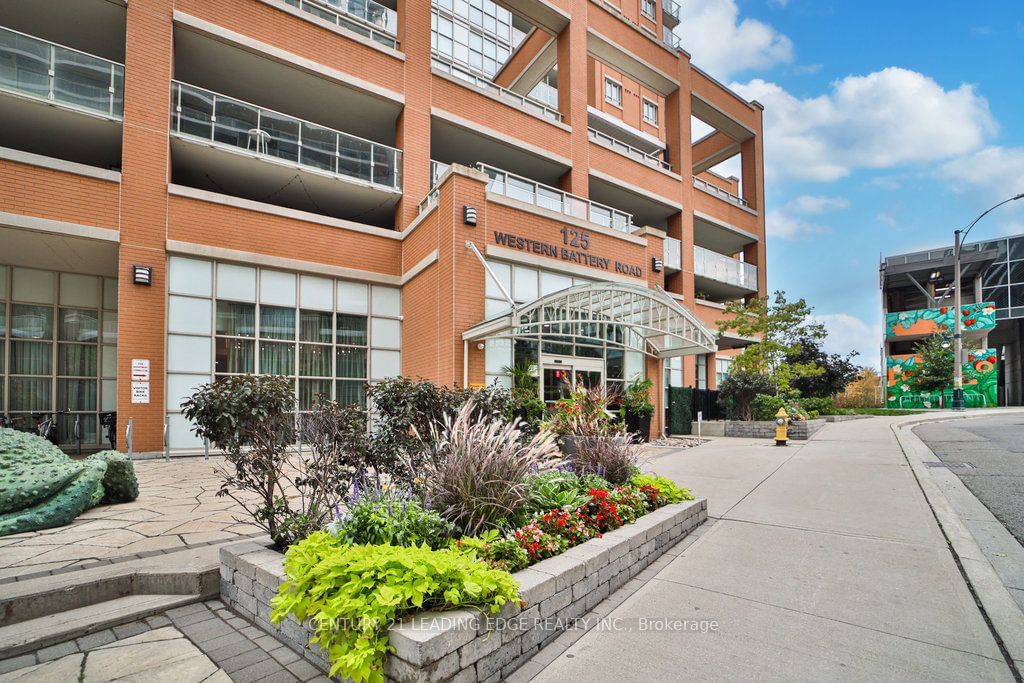 125 Western Battery Rd, unit 1009 for sale