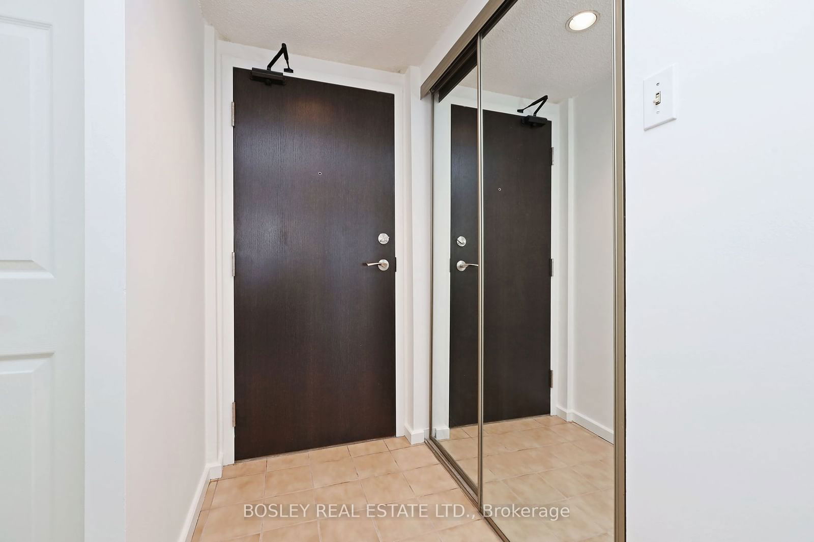 15 Maitland Pl, unit 2106 for sale - image #9