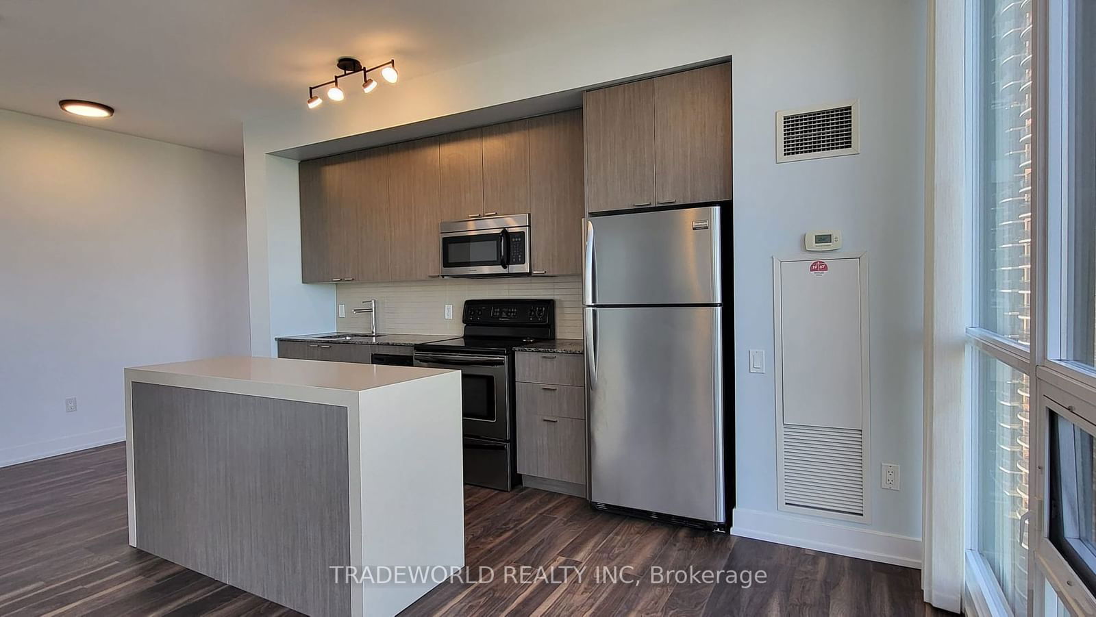 23 Sheppard Ave E, unit 2109 for sale - image #7