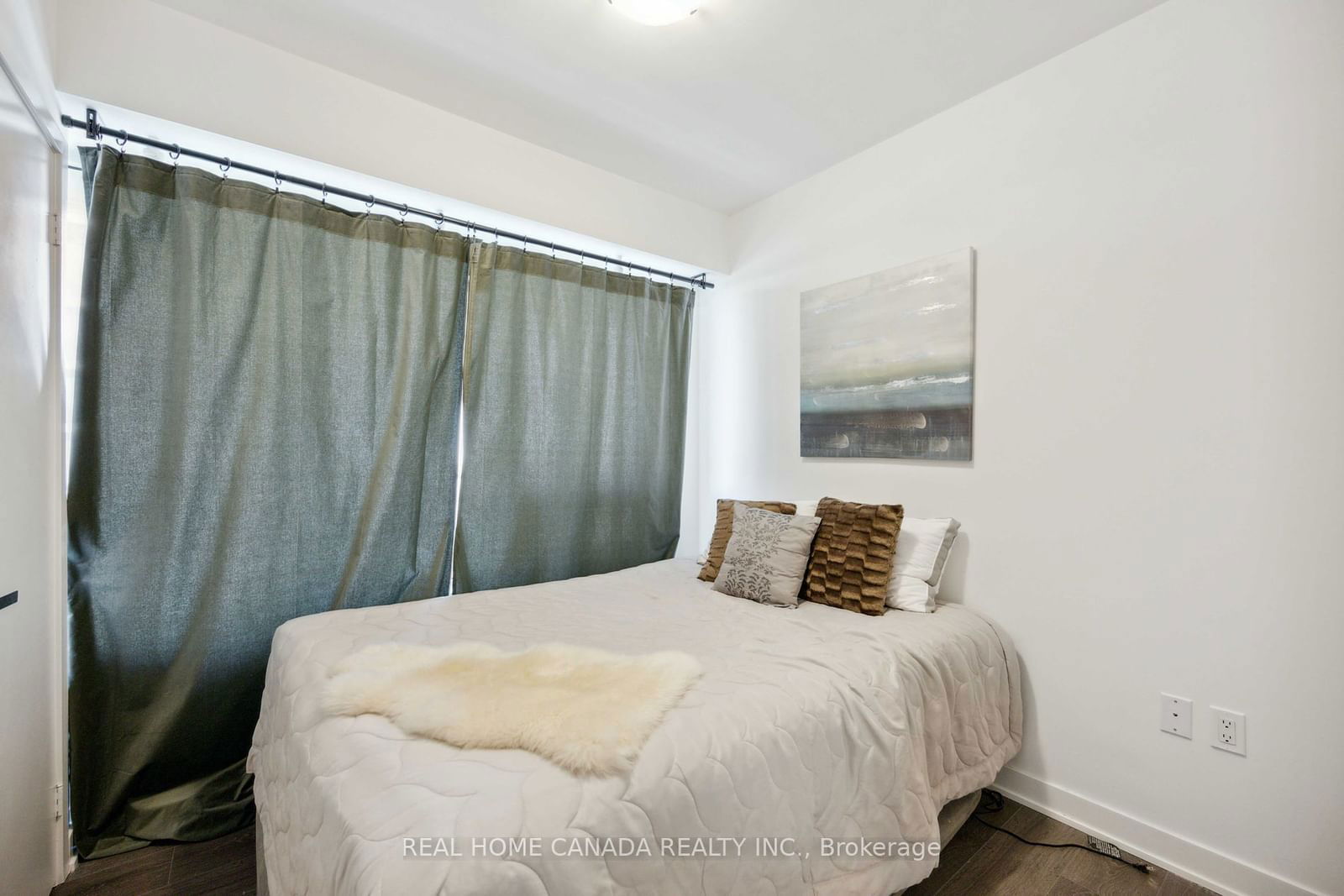 99 Broadway Ave, unit 3609 for sale - image #16