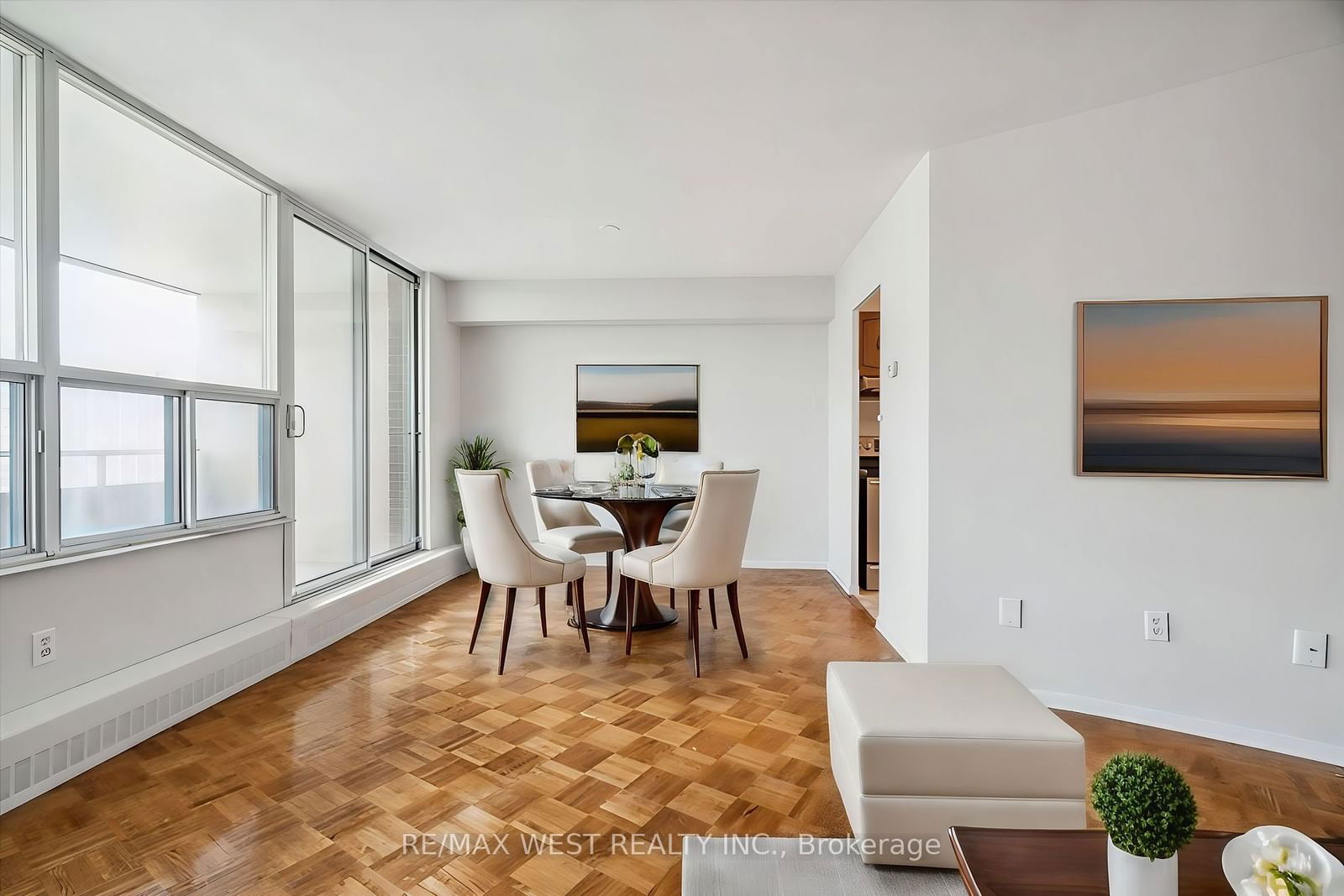 15 Vicora Linkway, unit 1210 for sale - image #2