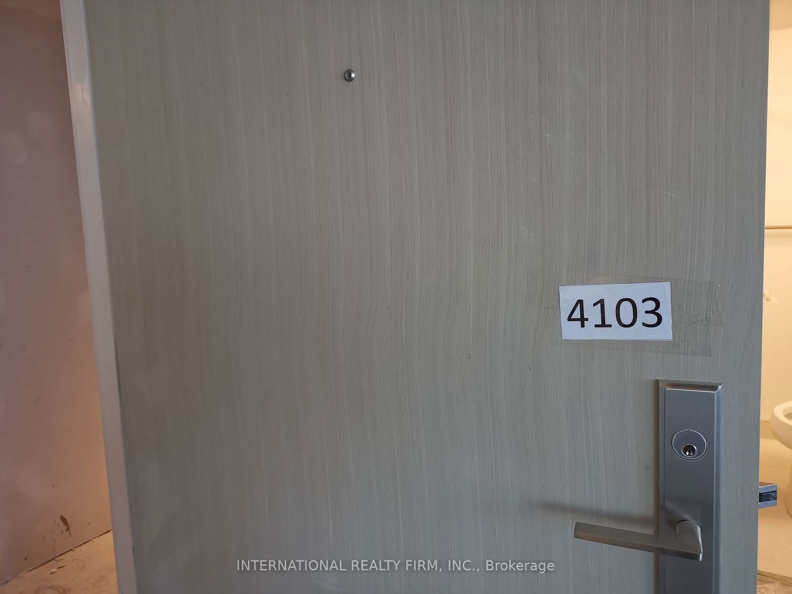 395 Bloor St E, unit 4103 for rent - image #2