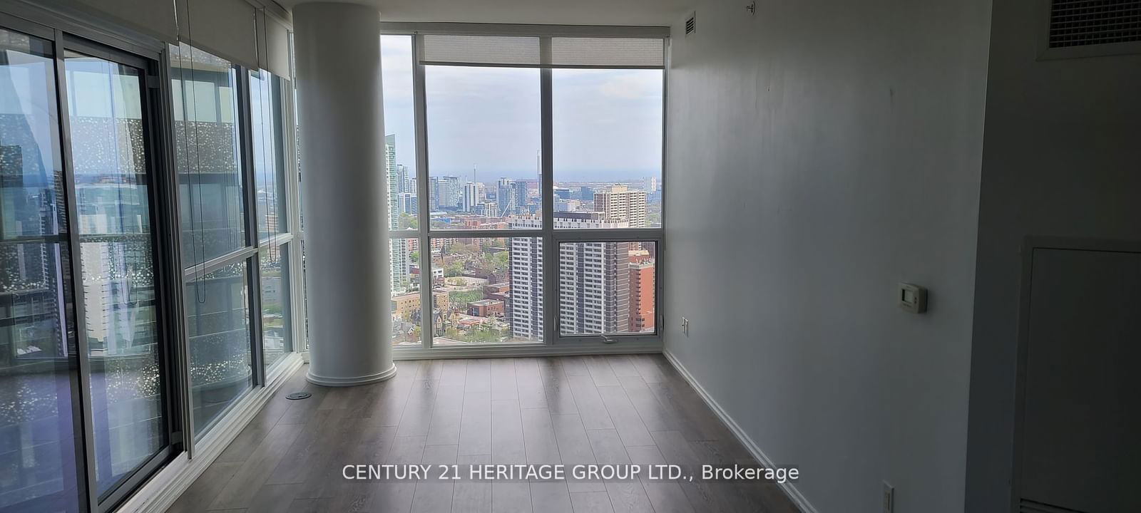 45 Charles St E, unit 3212 for rent - image #12