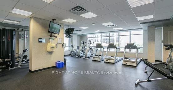 4968 Yonge St, unit 808 for sale