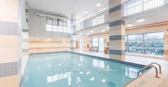 4968 Yonge St, unit 808 for sale