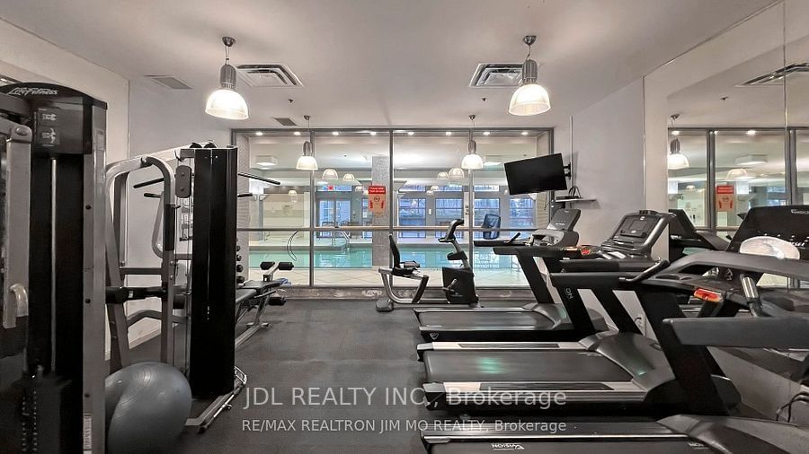 18 Spring Garden Ave, unit 609 for sale - image #26