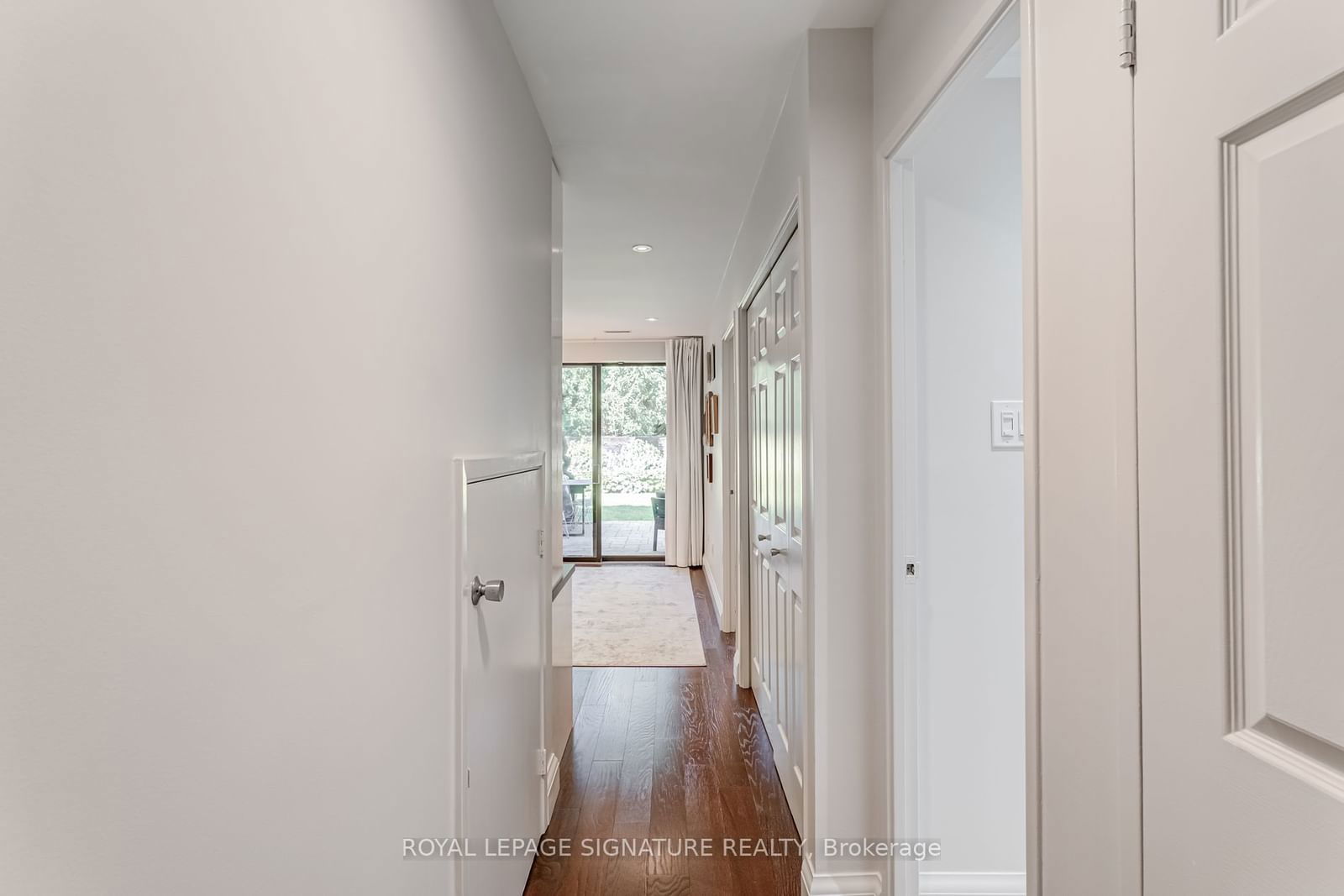 142 Pears Ave, unit B2 for sale - image #25