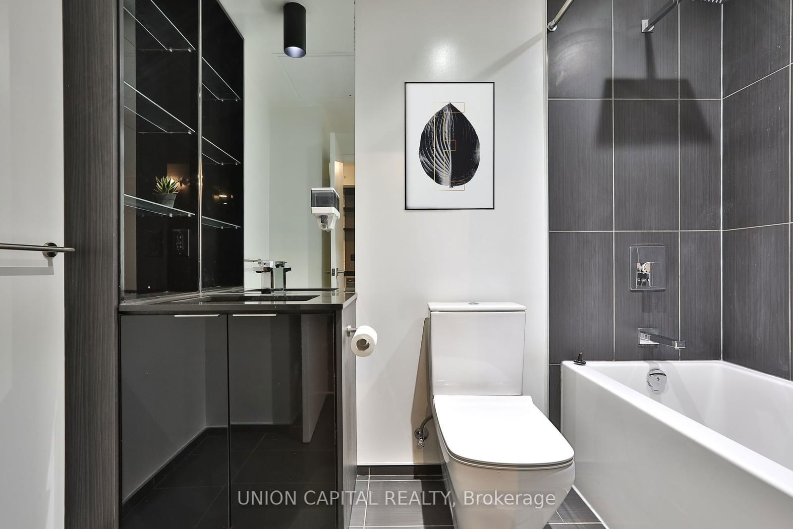 70 Temperance St, unit 710 for sale - image #24