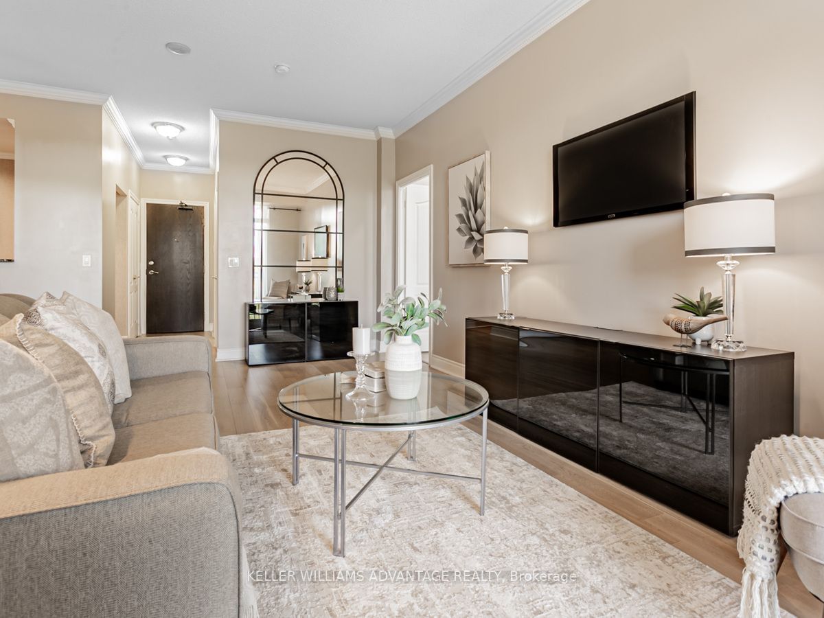 1101 Leslie St, unit 304 for sale - image #7