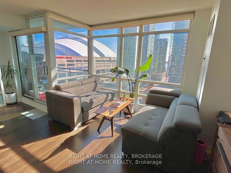 381 Front St W, unit 1709 for sale