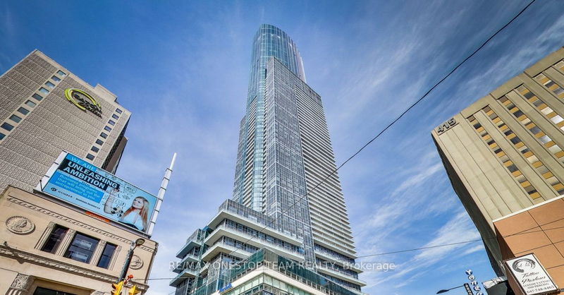 386 Yonge St, unit 3805 for sale - image #1