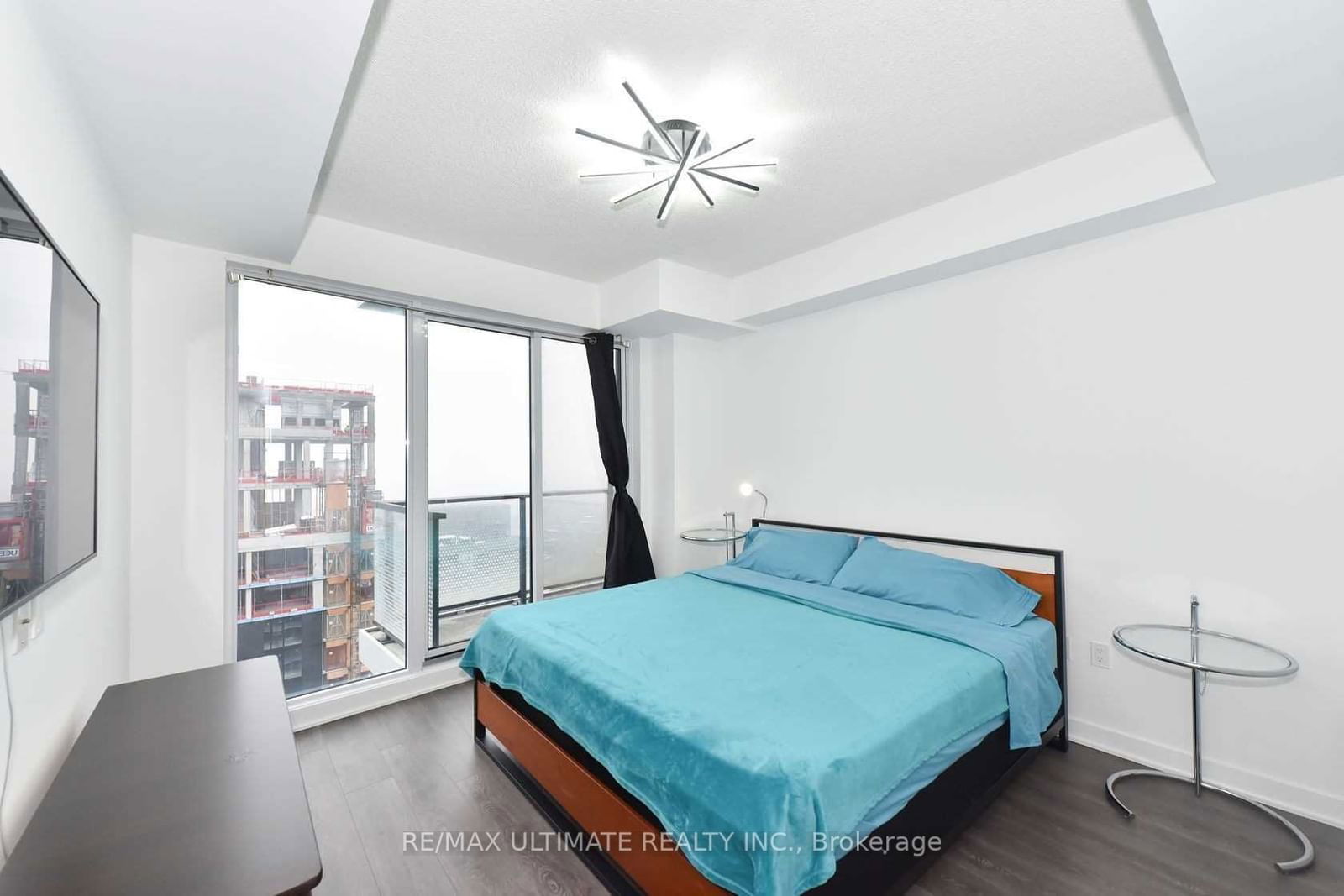 125 Blue Jays Way, unit 5202 for sale - image #22