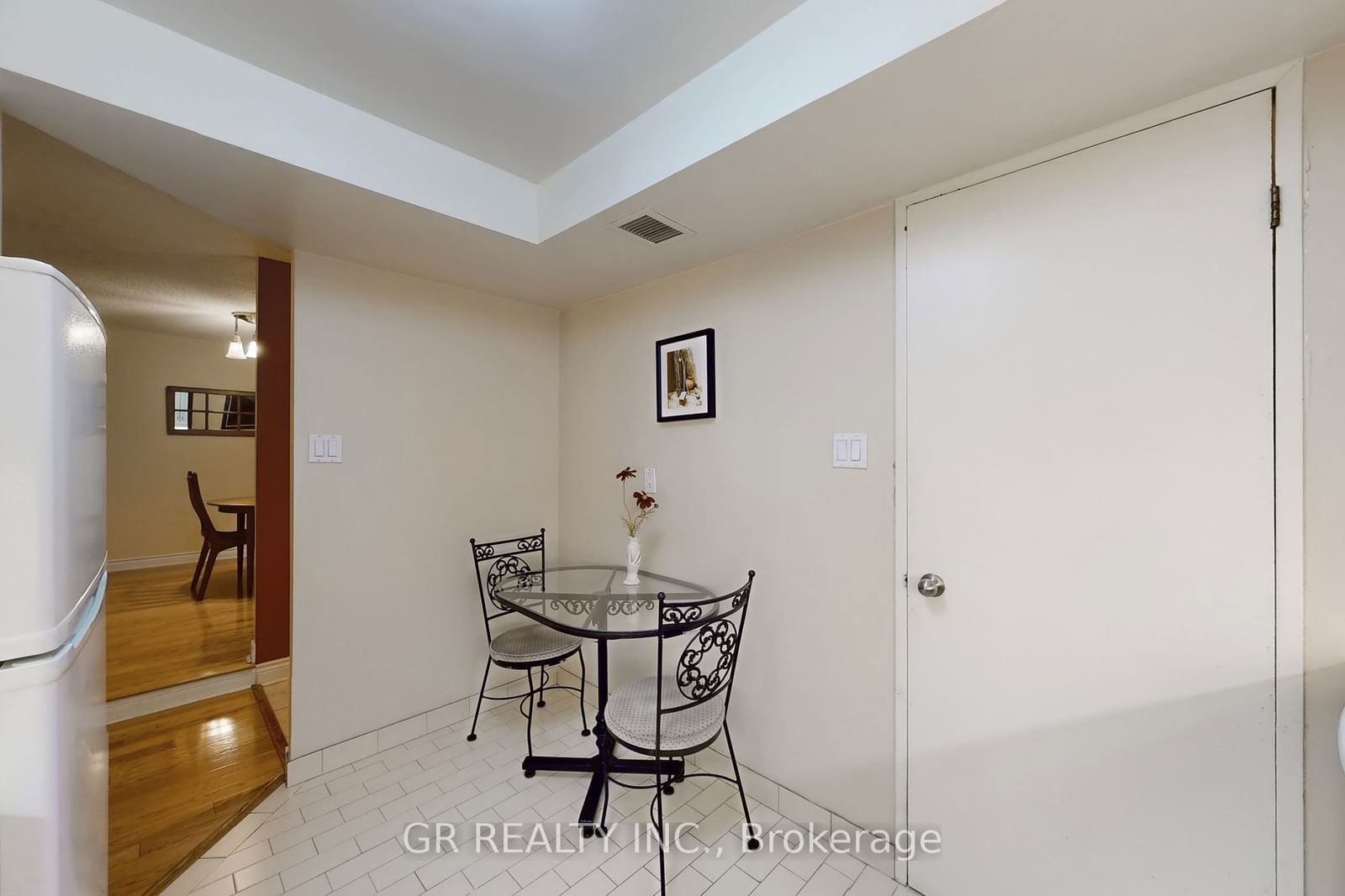 65 Scadding Ave, unit 221 for sale - image #10