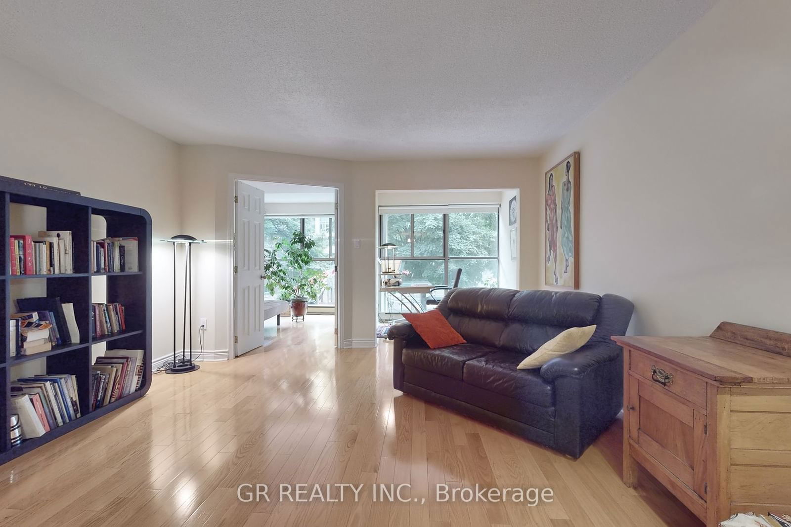 65 Scadding Ave, unit 221 for sale - image #4