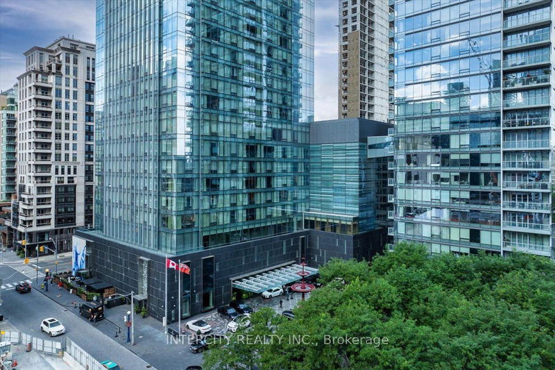 50 Yorkville Ave, unit 4001 for sale