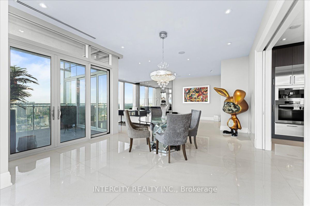 50 Yorkville Ave, unit 4001 for sale - image #11