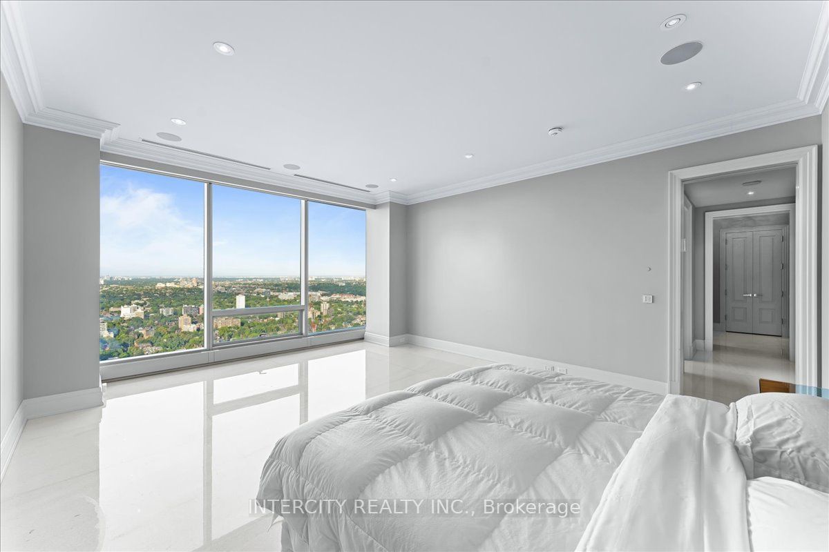 50 Yorkville Ave, unit 4001 for sale - image #30