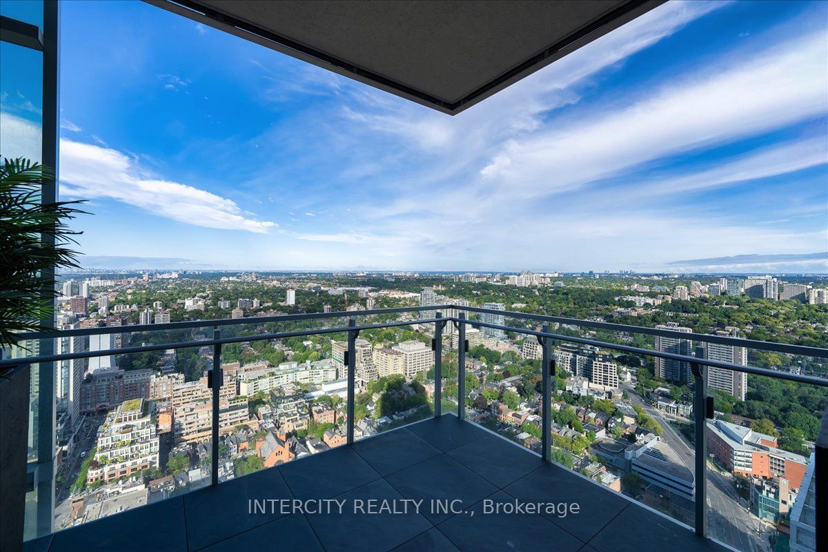 50 Yorkville Ave, unit 4001 for sale - image #35