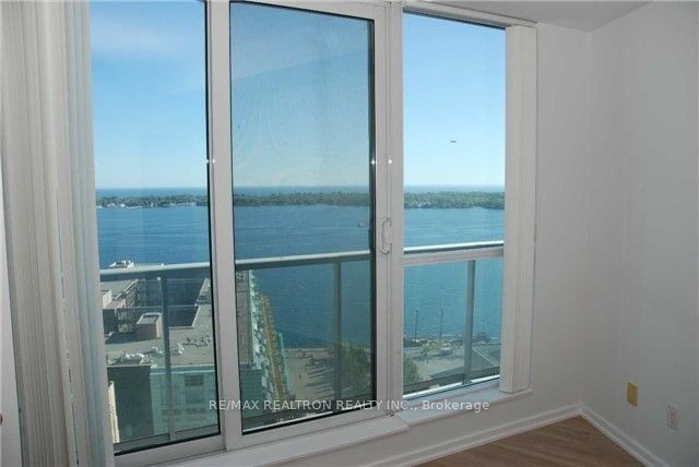 208 Queens Quay W, unit 2605 for rent - image #8