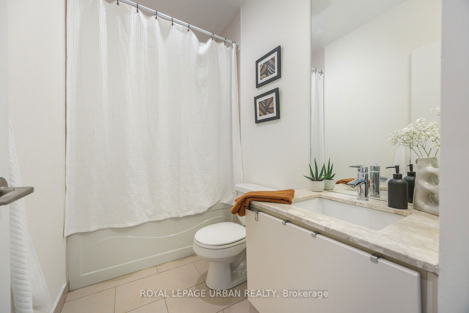 33 Mill St, unit 529 for sale - image #18