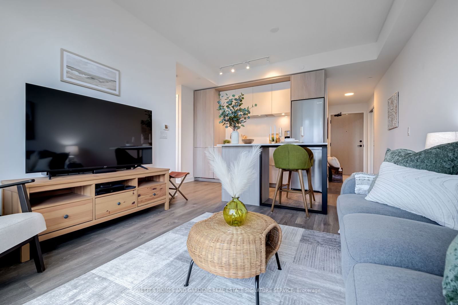 130 River St, unit 2307 for sale - image #5