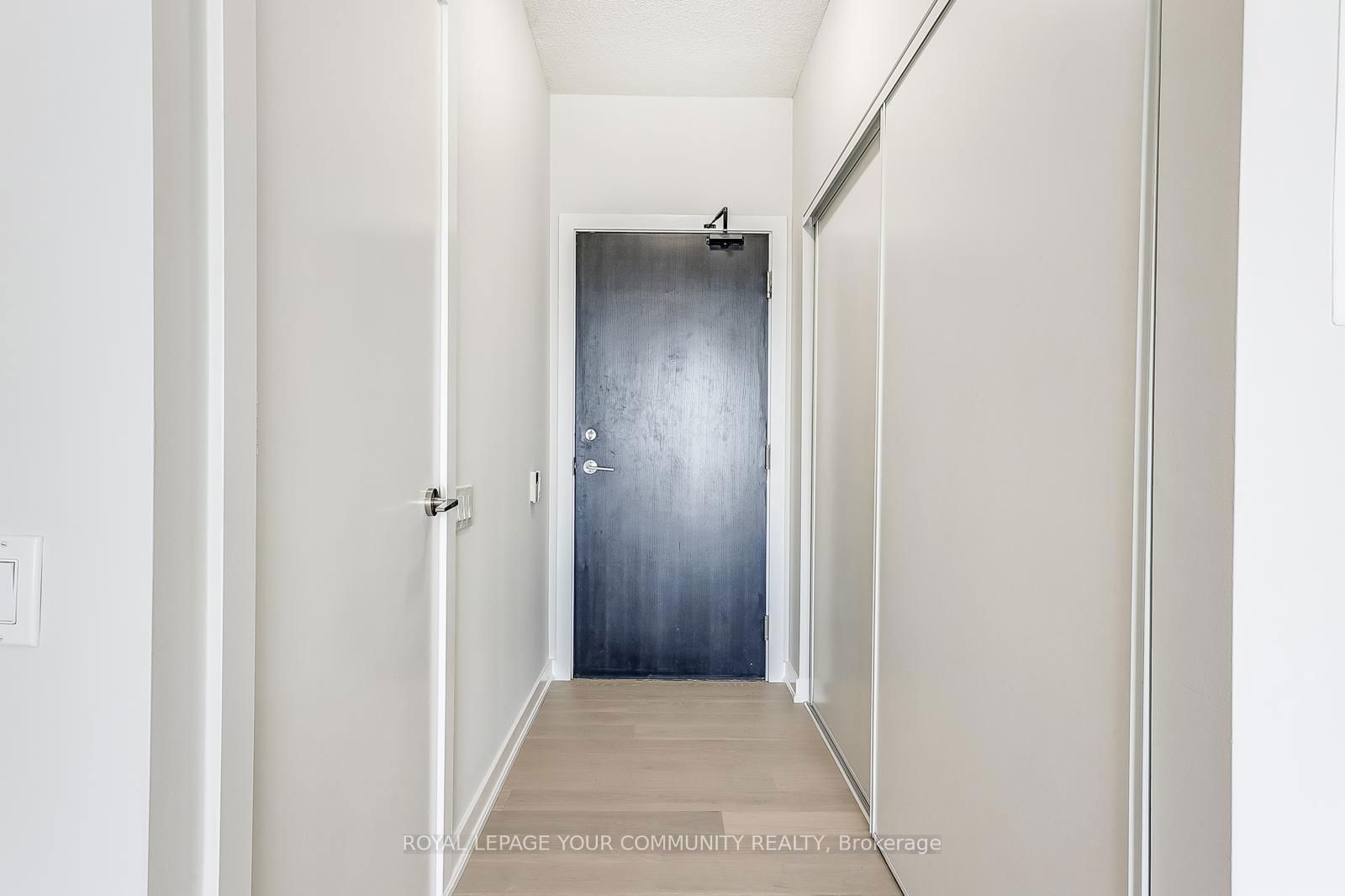 33 Charles St, unit 3703 for sale - image #5