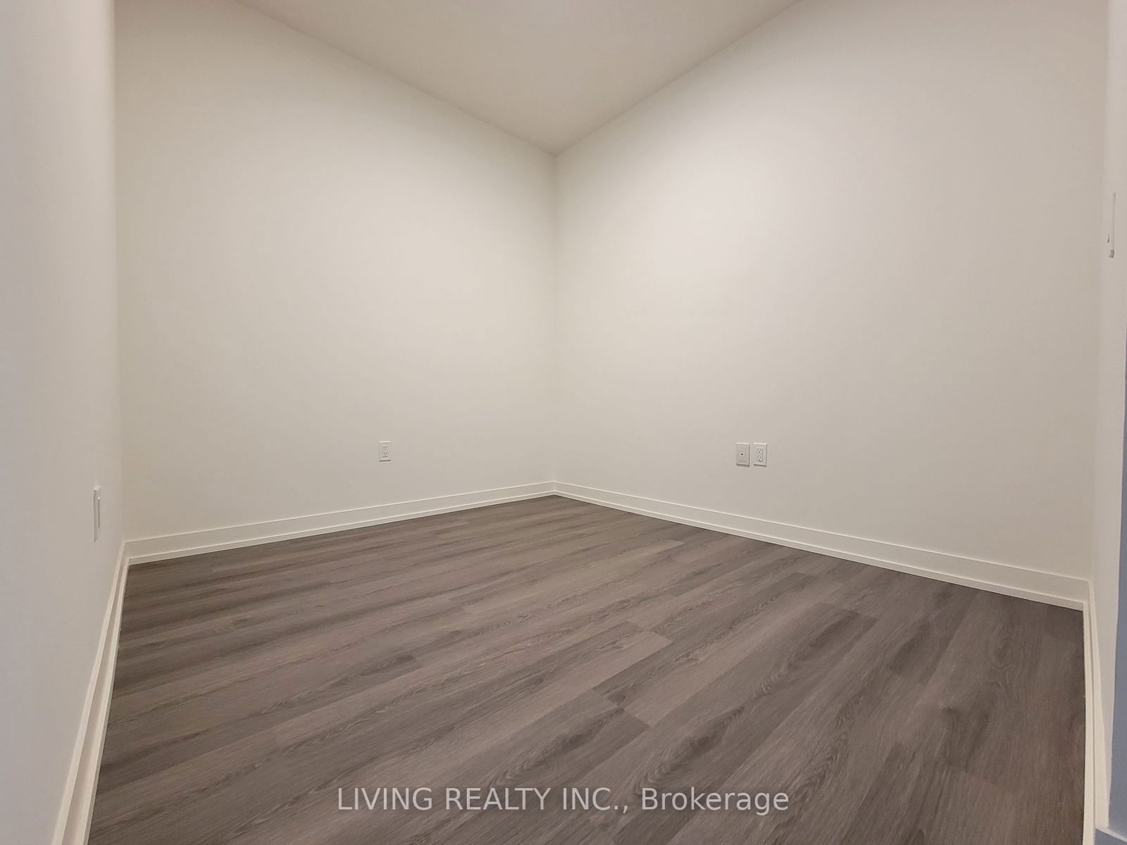 138 Downes St, unit 910 for rent - image #6