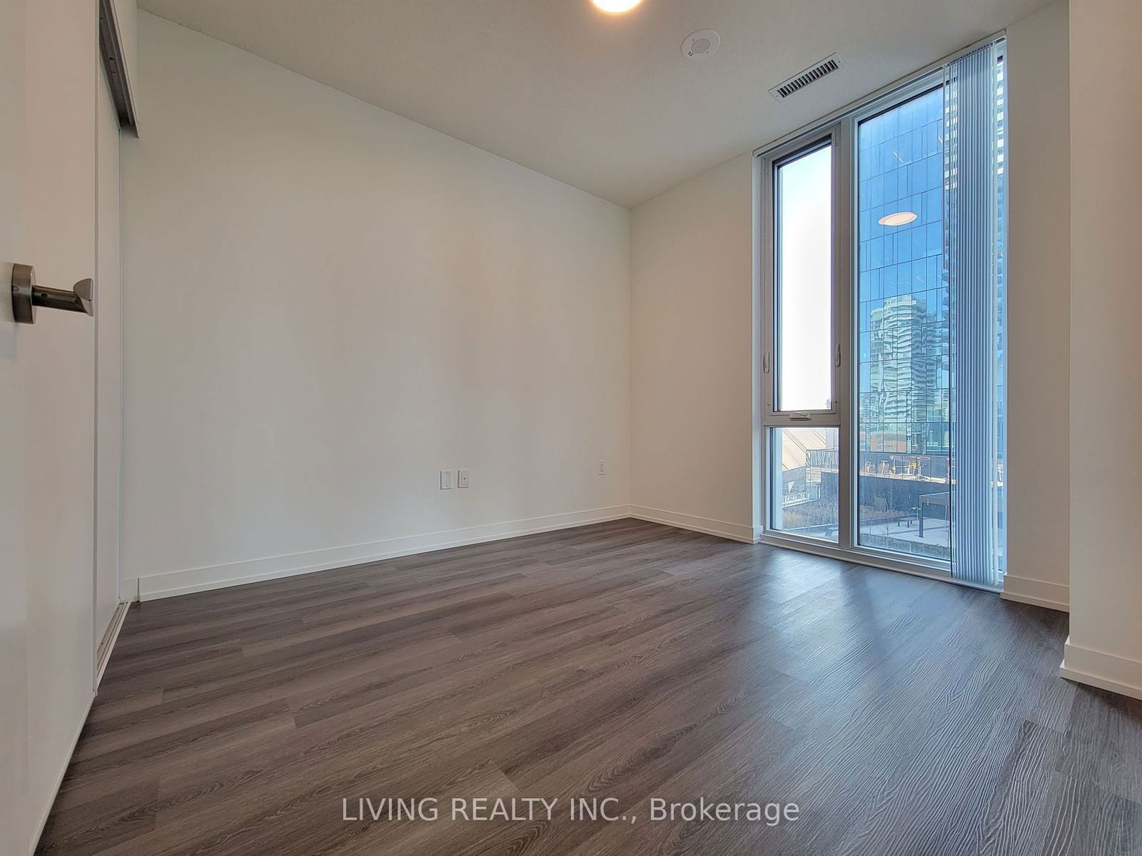 138 Downes St, unit 910 for rent - image #8