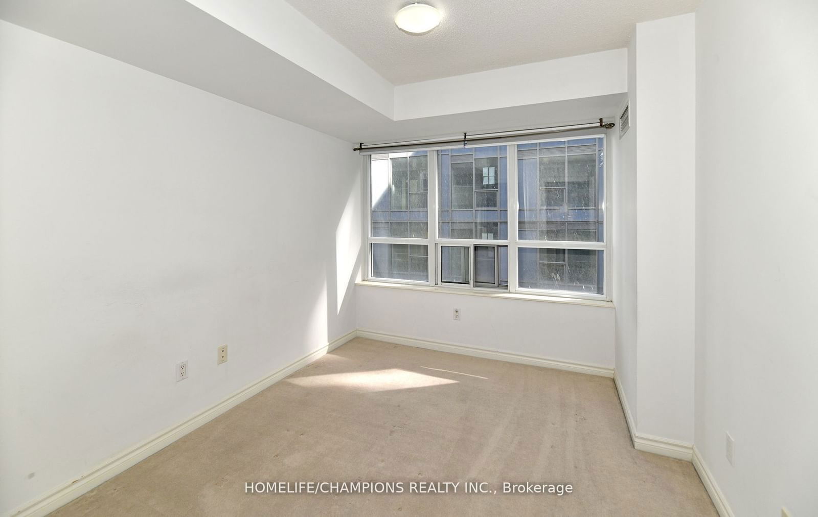 270 Wellington St W, unit 805 for rent - image #13