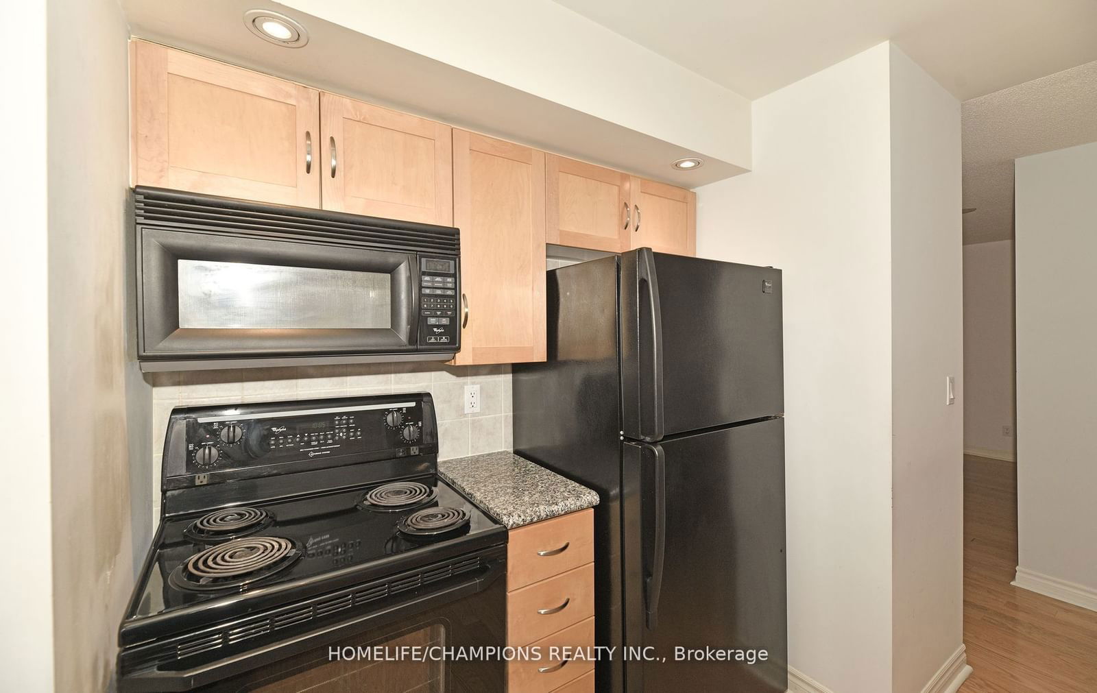 270 Wellington St W, unit 805 for rent - image #20