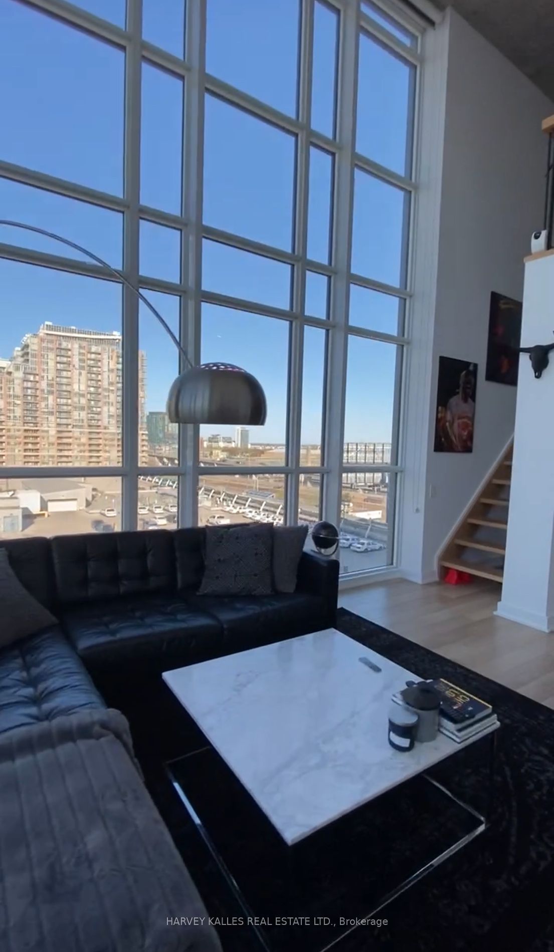 5 Hanna Ave, unit 626 for rent - image #7