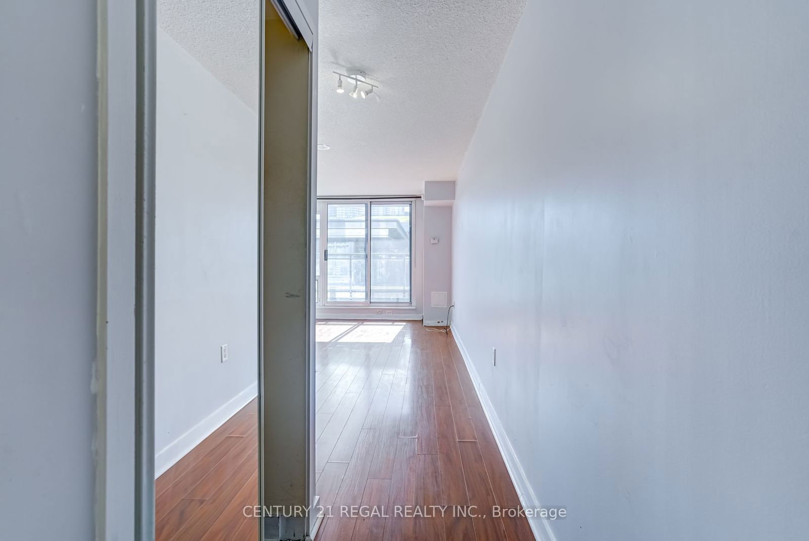 11 Brunel Crt, unit 216 for sale - image #4