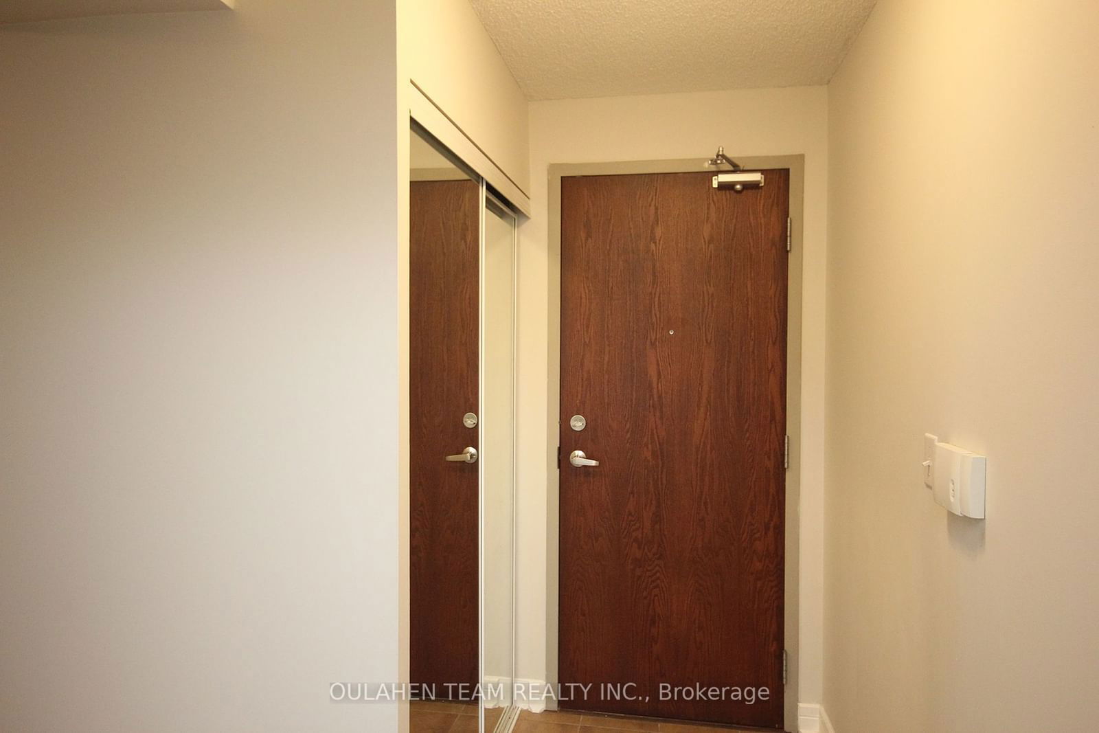 16 Harrison Garden Blvd, unit 1512 for rent