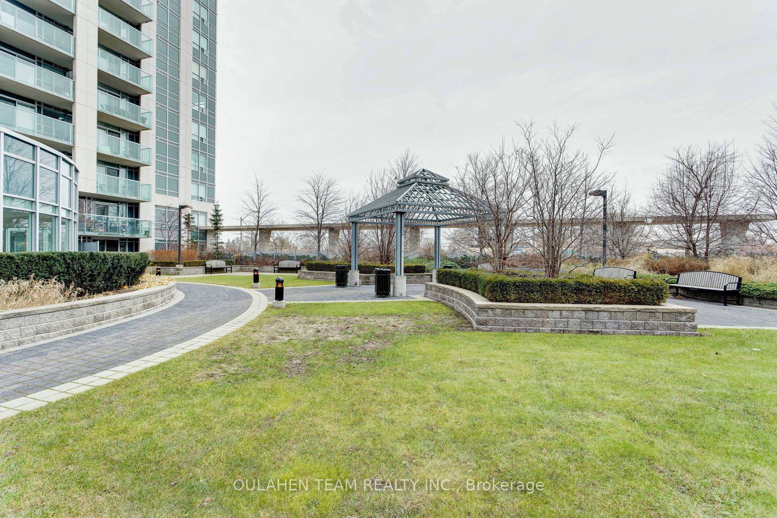 16 Harrison Garden Blvd, unit 1512 for rent