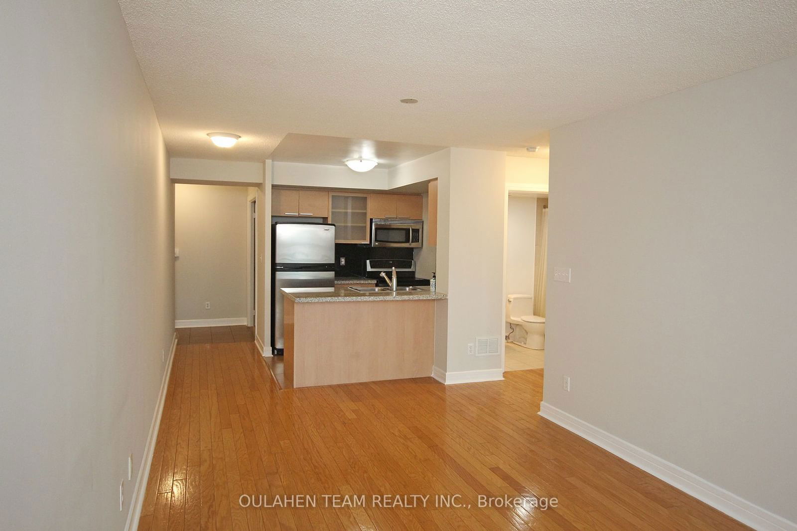 16 Harrison Garden Blvd, unit 1512 for rent - image #4