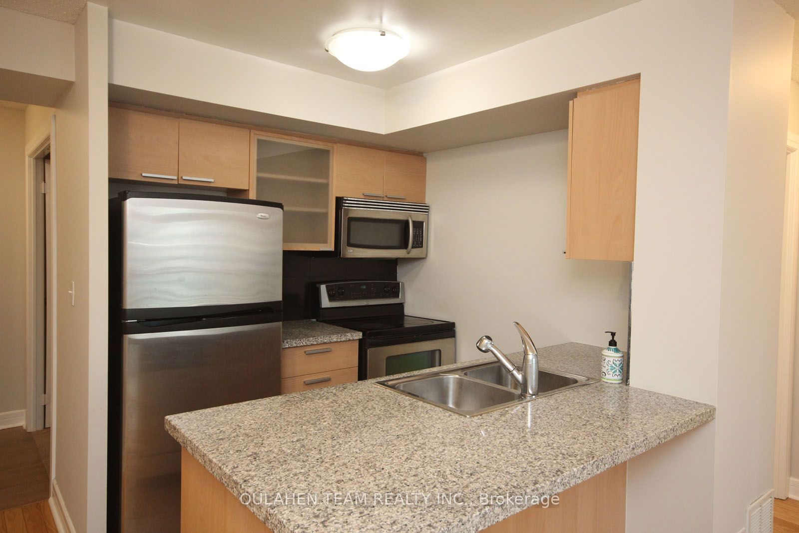 16 Harrison Garden Blvd, unit 1512 for rent