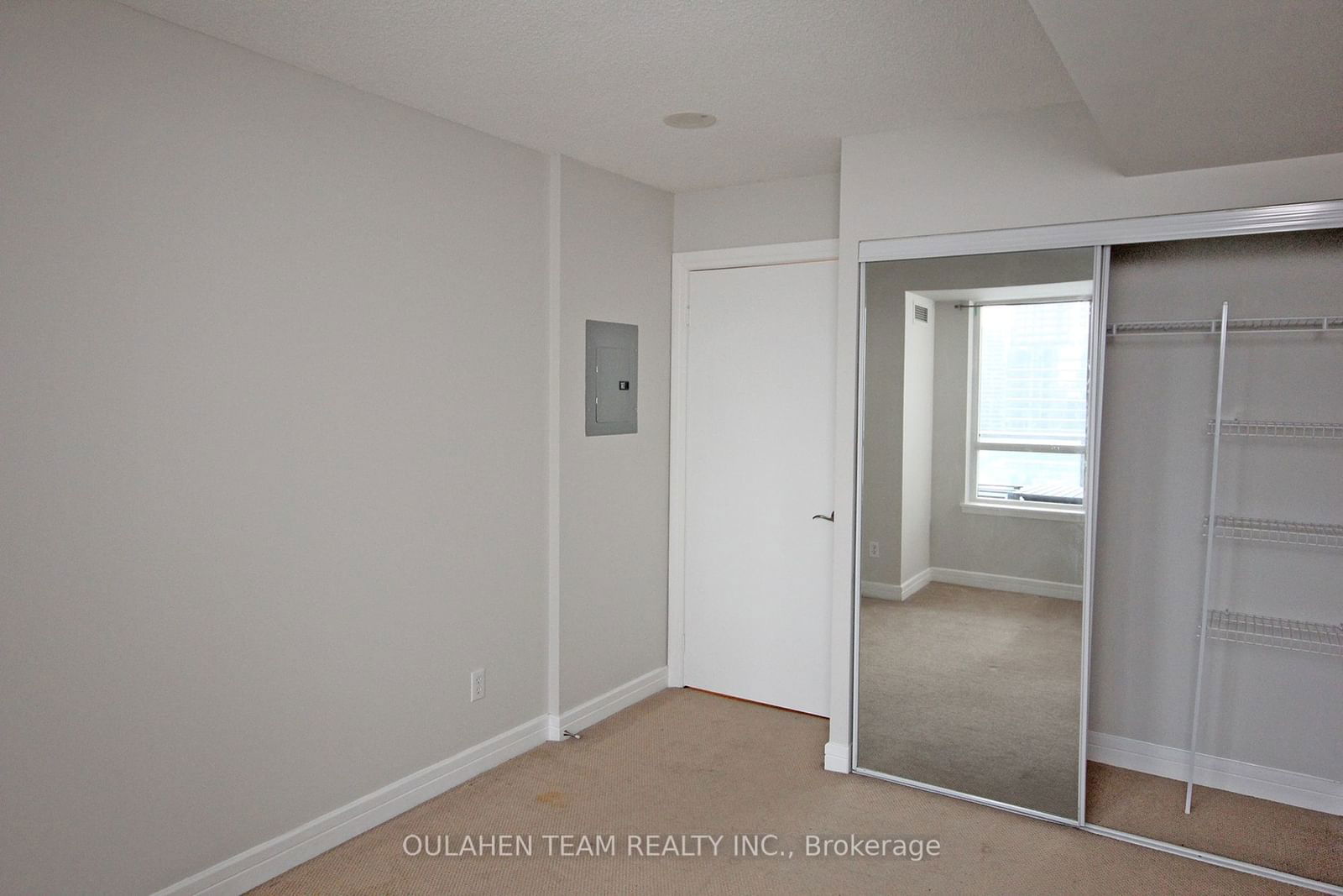 16 Harrison Garden Blvd, unit 1512 for rent - image #8