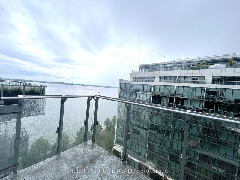 39 Queens Quay E, unit 1024 for rent - image #1