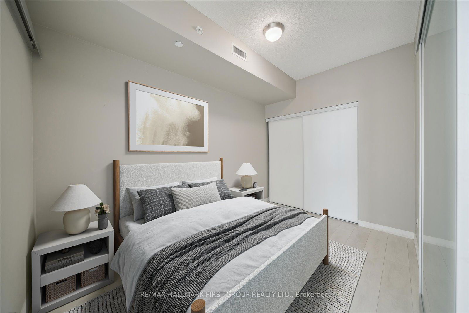 51 East Liberty St, unit 1816 for sale - image #14