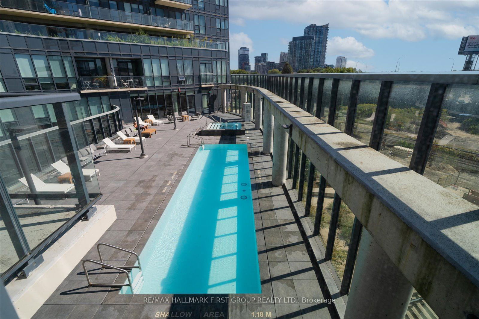 51 East Liberty St, unit 1816 for sale - image #39