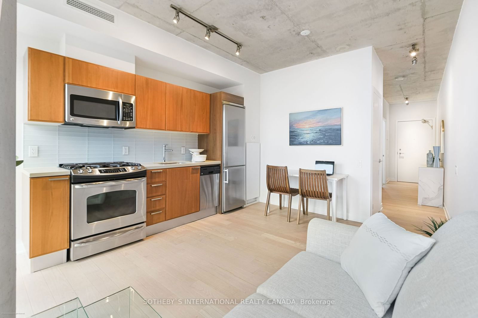 318 King St E, unit 309 for sale