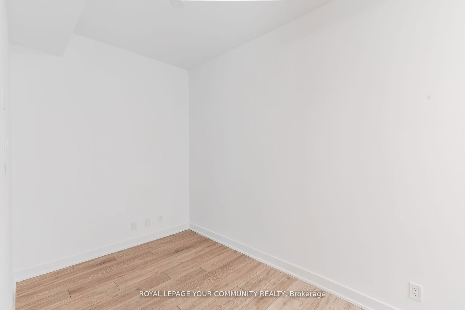 108 Peter St, unit 1026 for rent