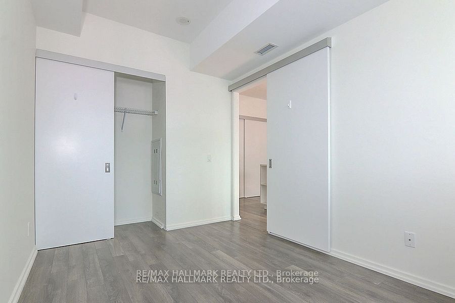 197 Yonge St, unit 2614 for rent - image #26