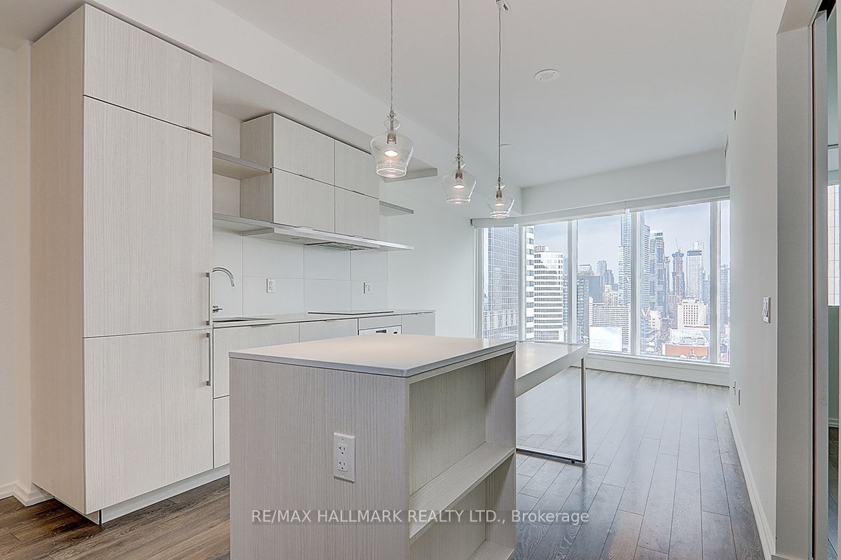 197 Yonge St, unit 2614 for rent - image #8