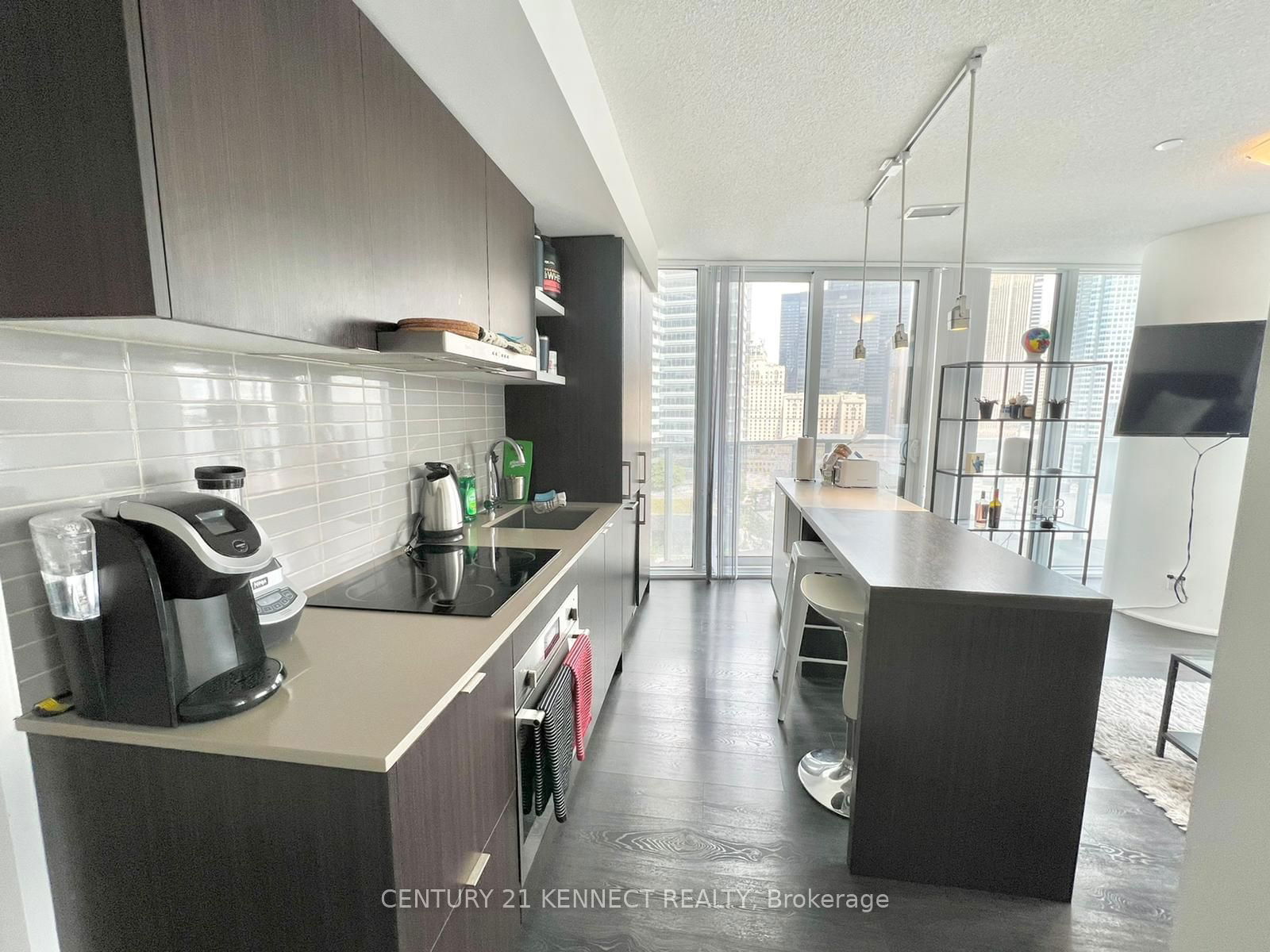 100 Harbour St, unit 1704 for rent - image #13