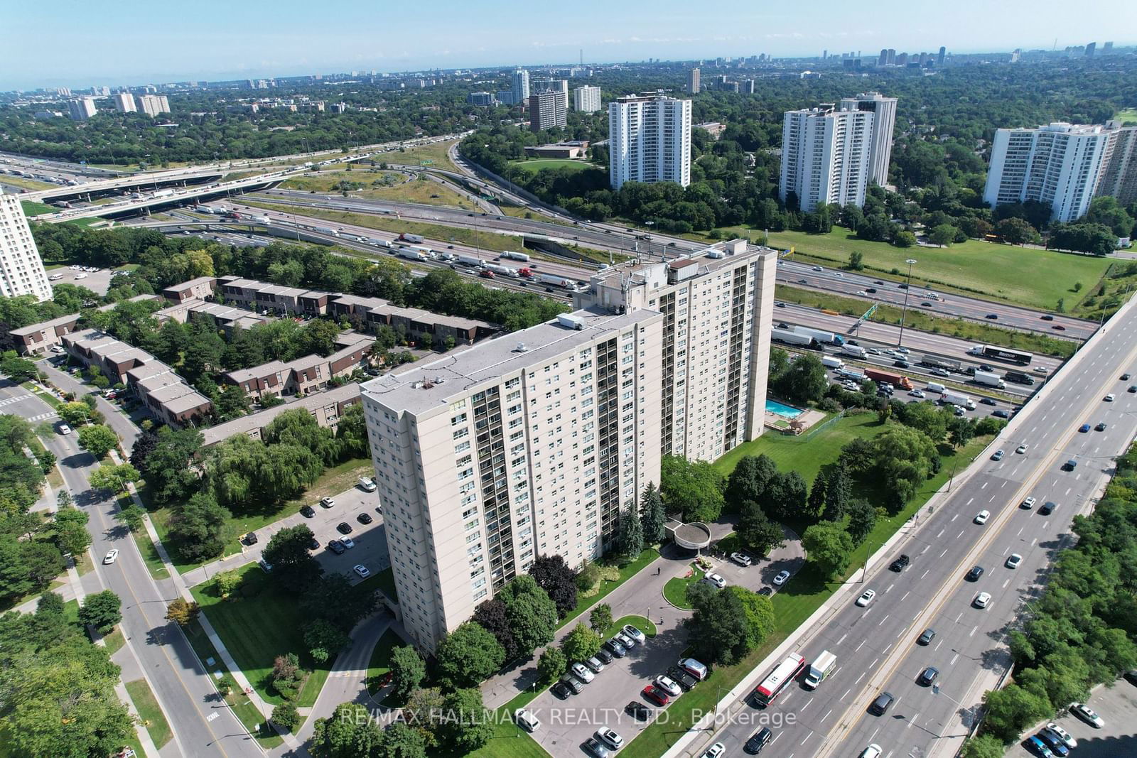 5 Parkway Forest Dr, unit 306 for sale - image #23