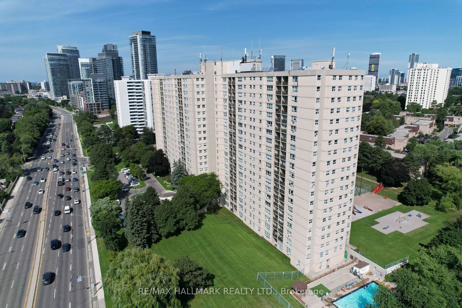 5 Parkway Forest Dr, unit 306 for sale - image #24