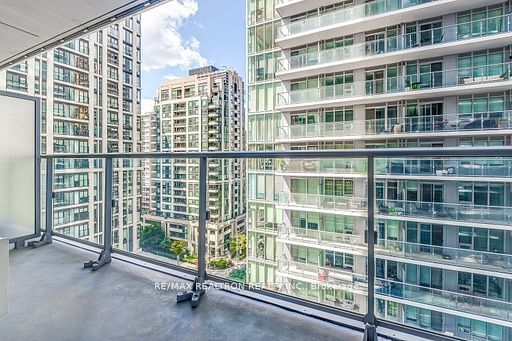 195 Redpath Ave, unit 1115 for sale